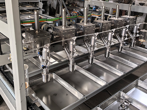 Board wax forming machine