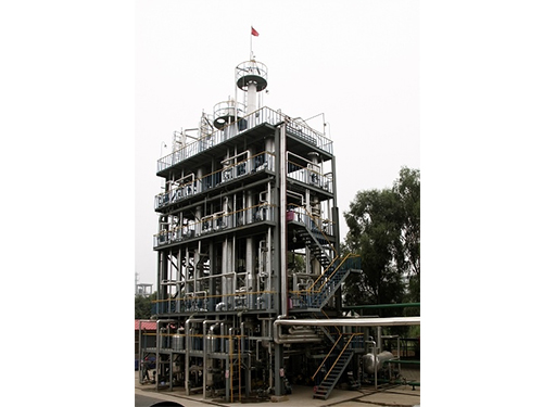 Waste engine oil regeneration device